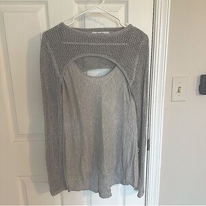 Harper Lane Gray Crew Neck Sweater Size Medium